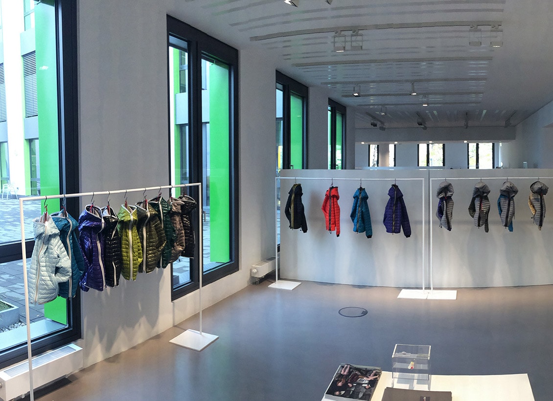 Duvetica showroom pavimenti in resina Duvetica showroom pavimenti in resina