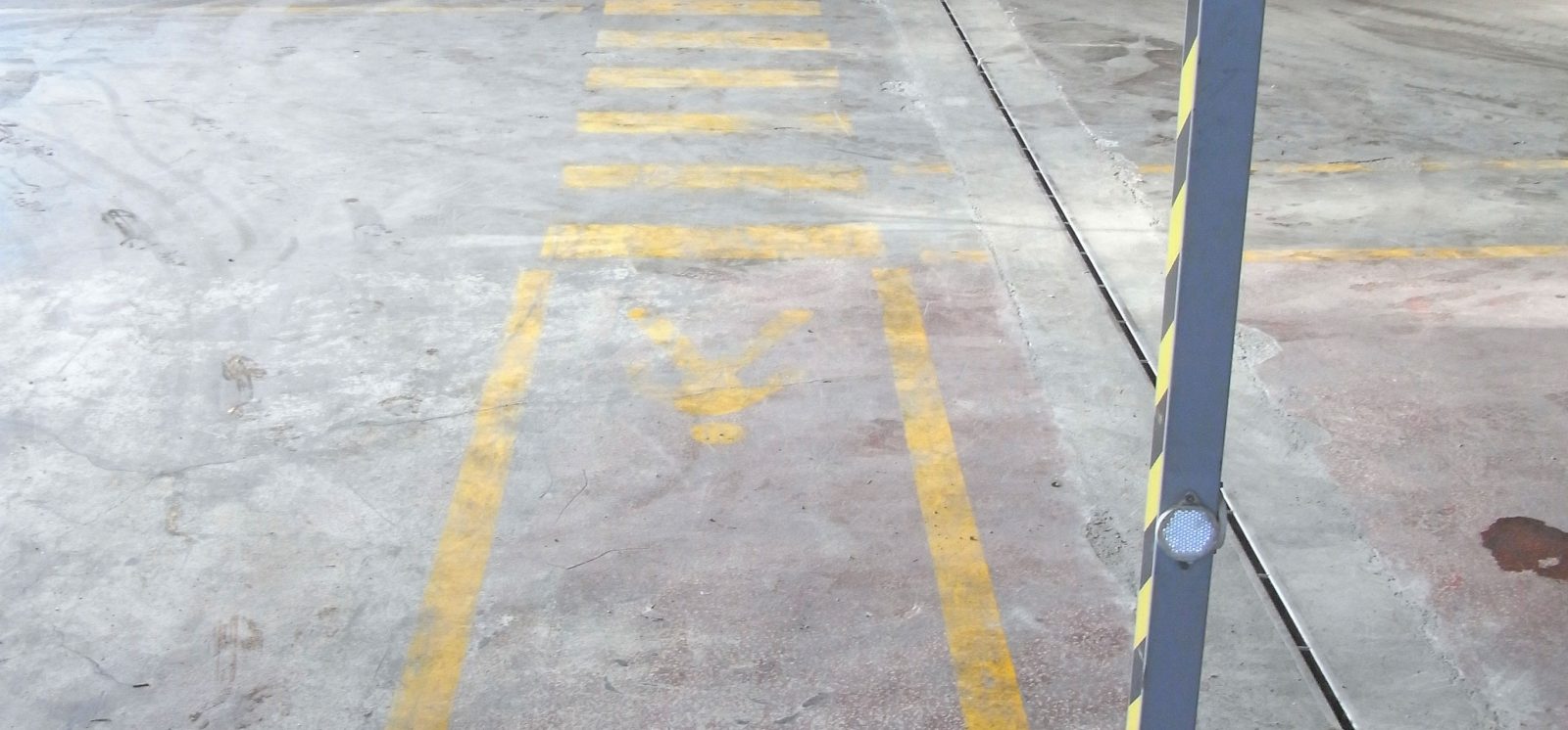 rivestimenti-epossidici-azienda-vinicola-commerciale-giesse-service-linea rivestimenti-epossidici-azienda-vinicola-commerciale-giesse-service-linea