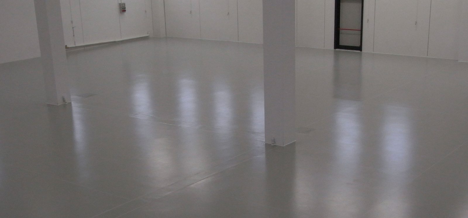 rivestimento-film-sottile-resina-epossidica-poliuretanica rivestimento-film-sottile-resina-epossidica-poliuretanica
